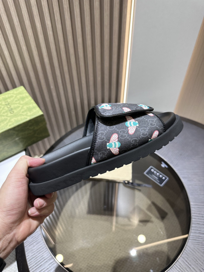 GUCC SLIPPERS
