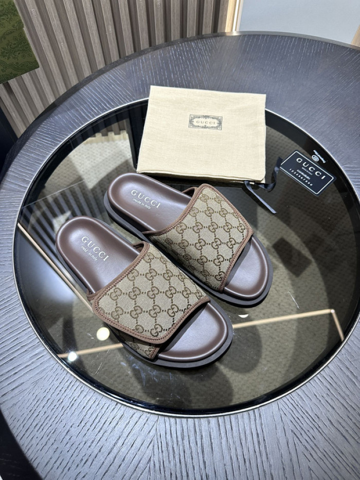 GUCC SLIPPERS