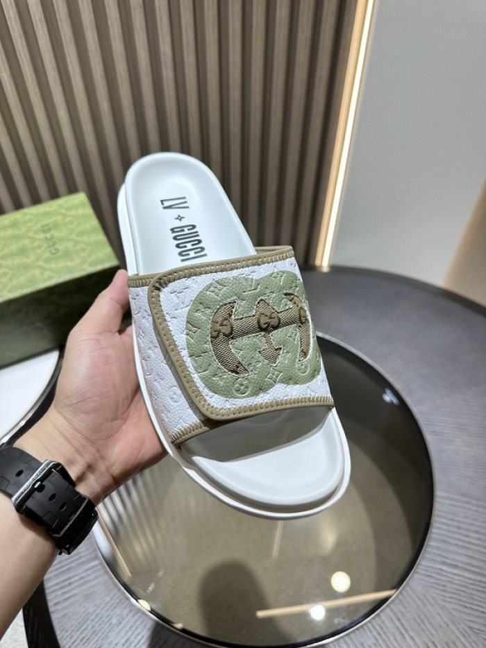 GUCC SLIPPERS
