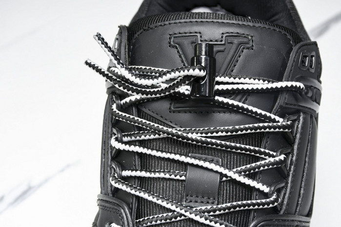 LV SNEAKER LOW FOR-LV137