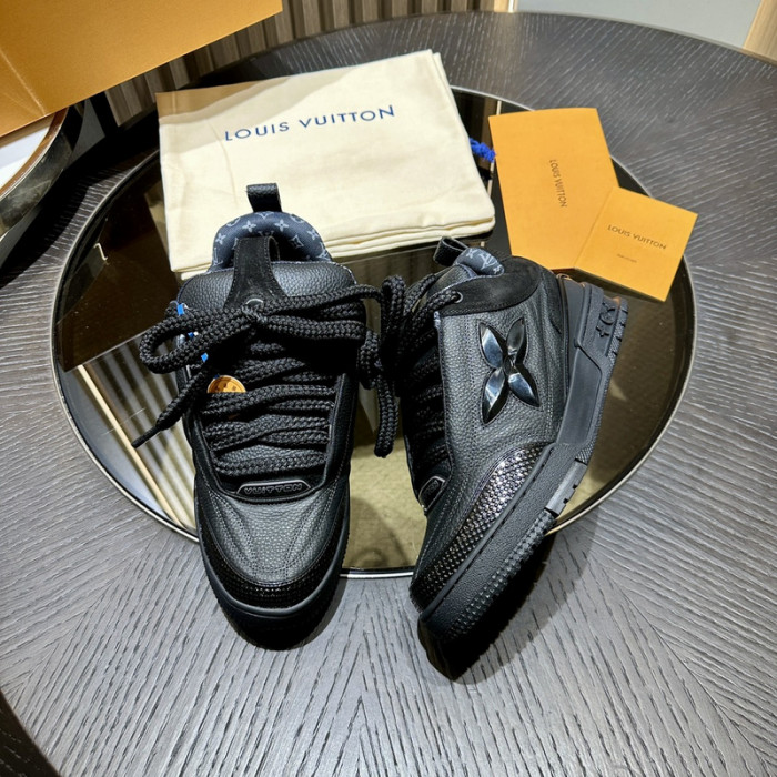 LV SNEAKER LOW FOR-LV240
