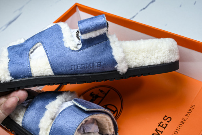 H*RMES  SLIDS   HM-54