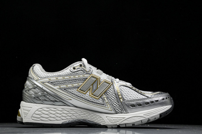 New Balance 1906R White Rain Cloud Silver Metallic M1906RI