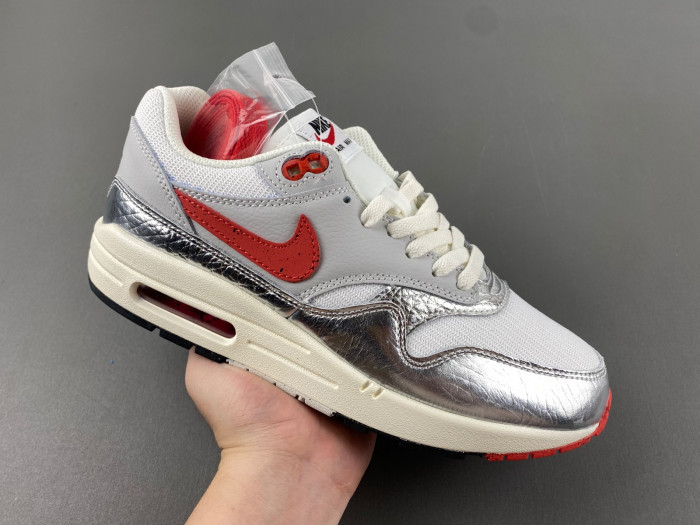 Nike Air Max 1 Premium SE HF7746-100