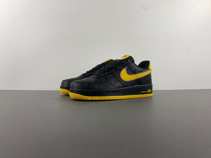 Kobe Bryant x Nike Air Force 1 Low  HV5122-001