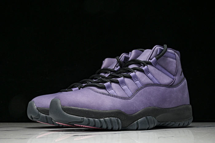 Air Jordan 11 “Las Vegas” IO8961-553