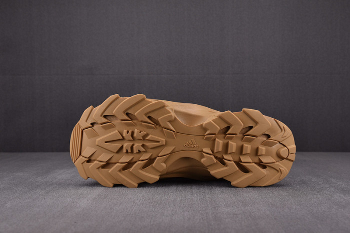 Yeezy NSLTD Boot  ‘Khaki’   GX0054