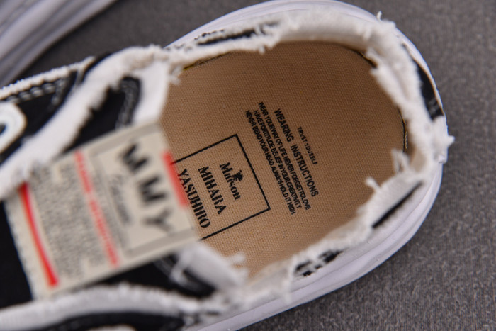 MAISON MIHARA YASUHIRO MMY046