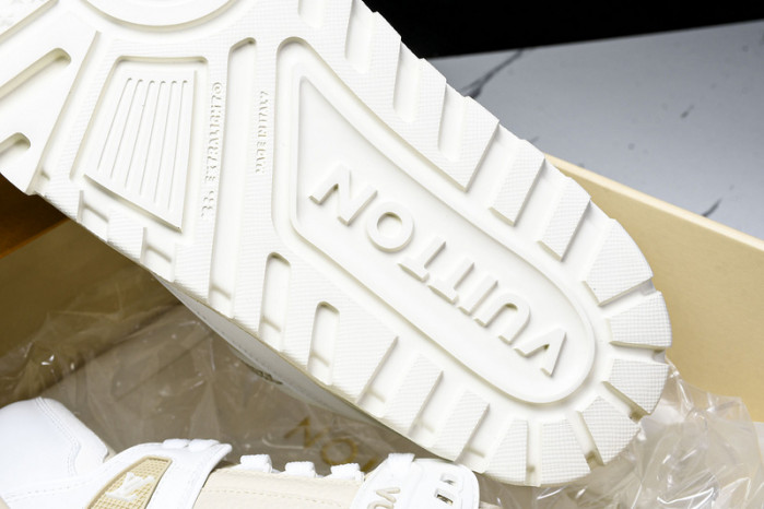 LV SNEAKER LOW FOR-LV211