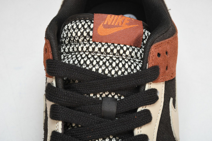 Nike Dunk Low “Red Panda”  FV0395-200