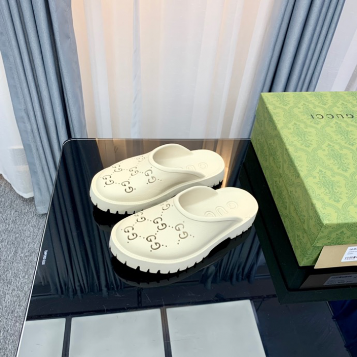 GUCC SLIPPERS
