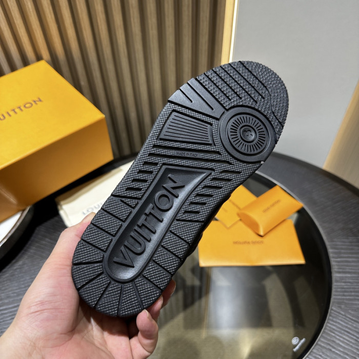 LV SNEAKER TRAINER   FOR-LV327