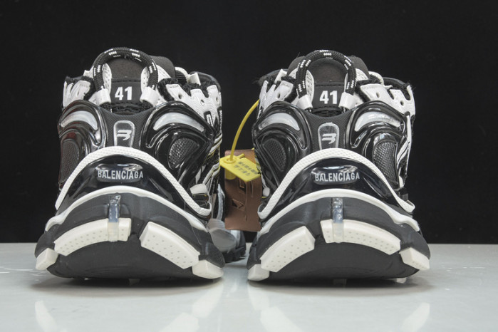 BLCG  RUNNER    Yeeshoes  22040702