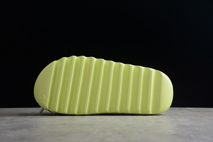Yeezy Slide Green  GX6138