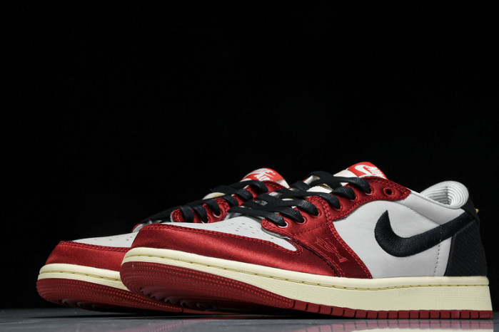 Trophy Room x Air Jordan 1 Low OG “Home”  FN0432-100