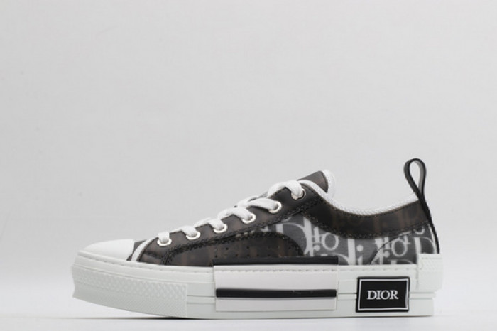 D10R B23 Sneakers Low Top