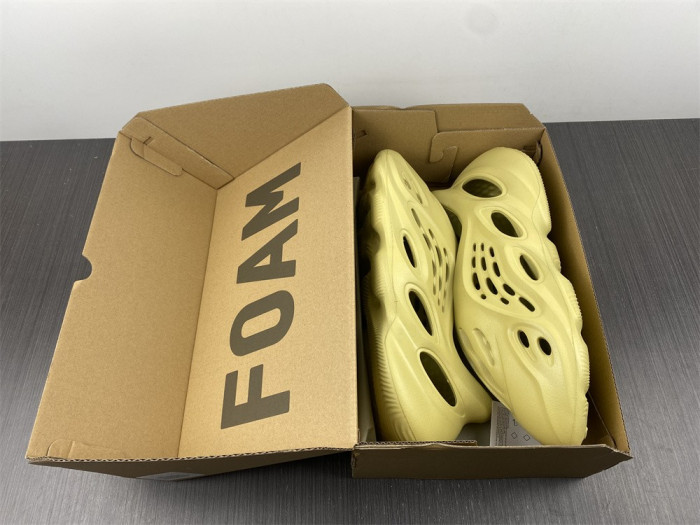 Yeezy Foam Runner  GV6775