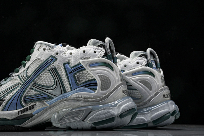 BLCG RUNNER  772774-W3RBW-0623