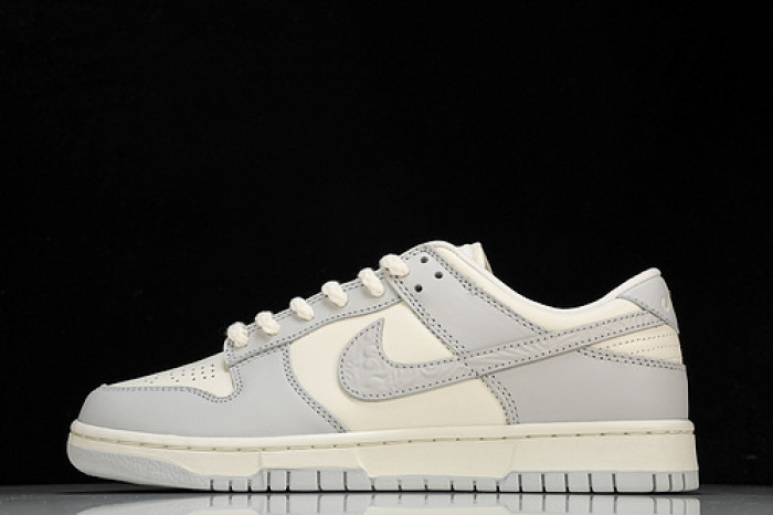 NIKE Dunk Low  "Needlework"  FJ4553-133