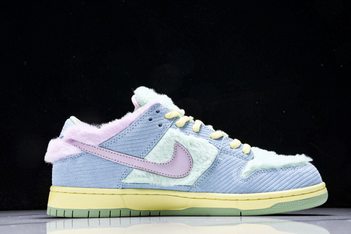 Verdy x Nike SB Dunk Low “Visty”  FN6040-400