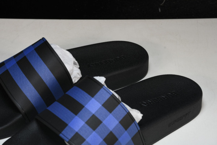 BURBERRY Slide