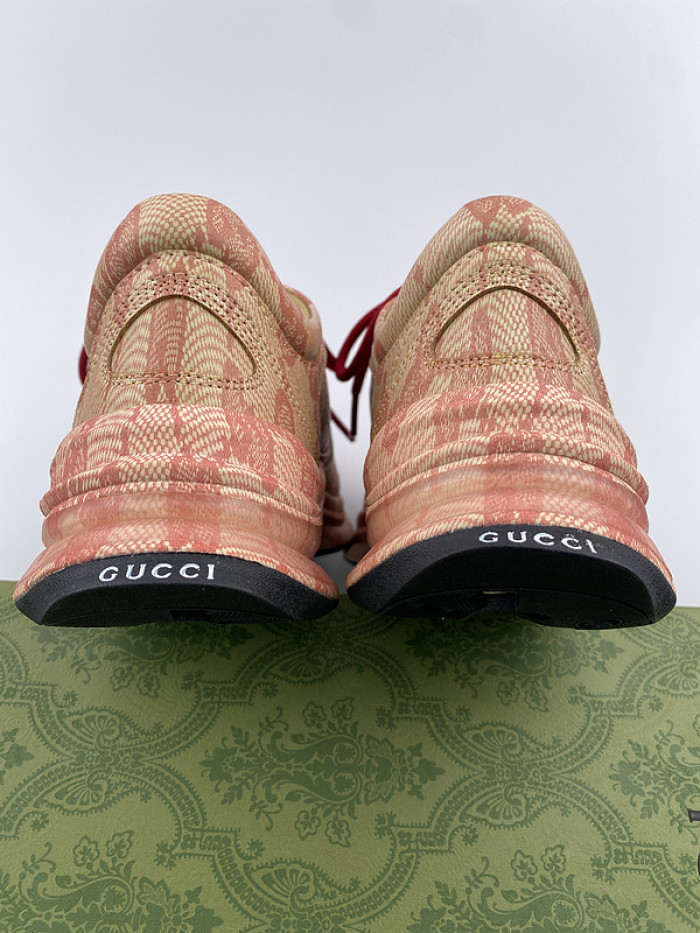 GUCC  Sneaker
