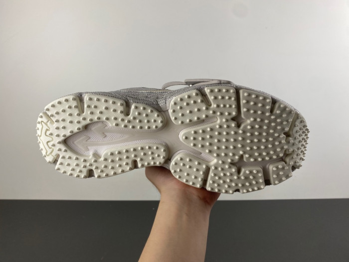 OF C/O  SNEAKER  FOR-081901