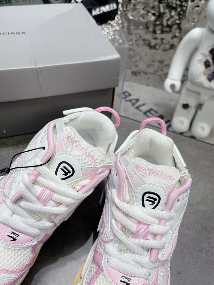 BLCG RUNNER    082701