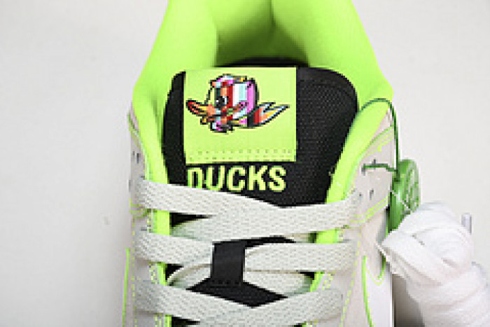 Nike Dunk Low “University of Oregon PE” FQ7260-001