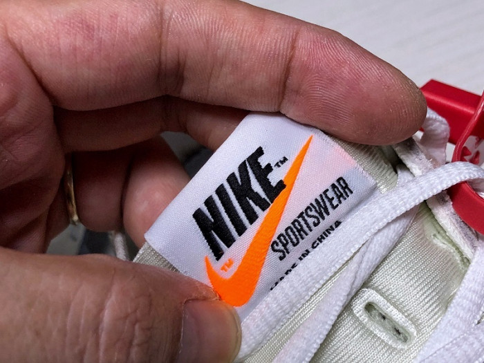 Air Vapormax OF 2018 AA3831-100