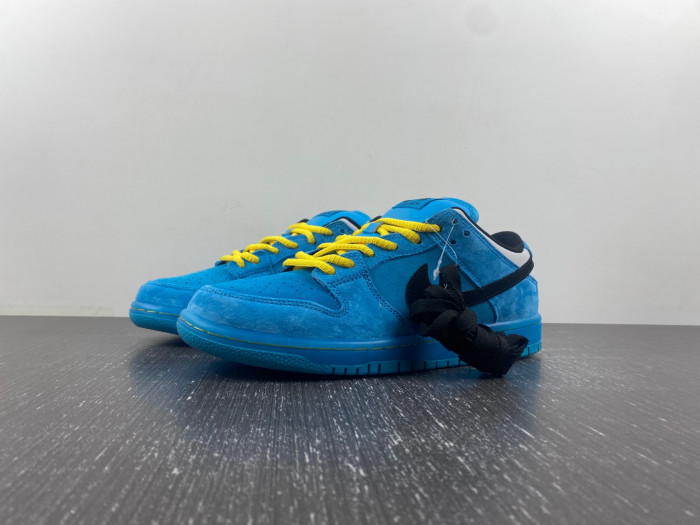 The Powerpuff Girls x Nike SB Dunk Low “Buttercup”  FZ8319-300