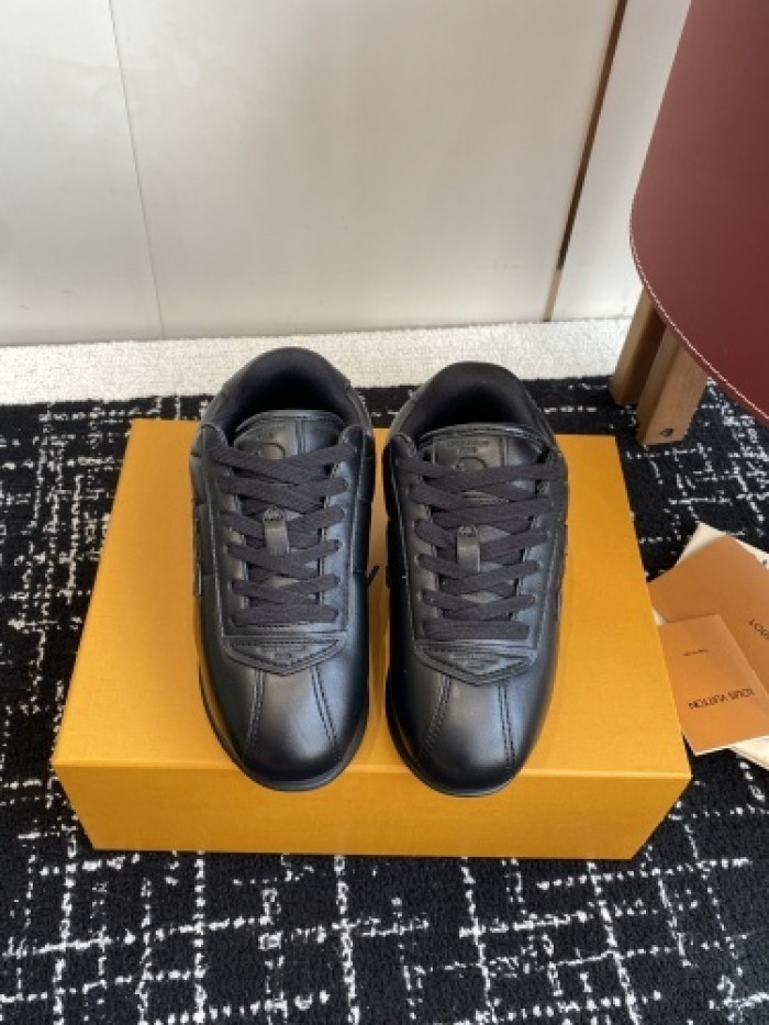 LV SNEAKER Buttersoft  FOR-LV373