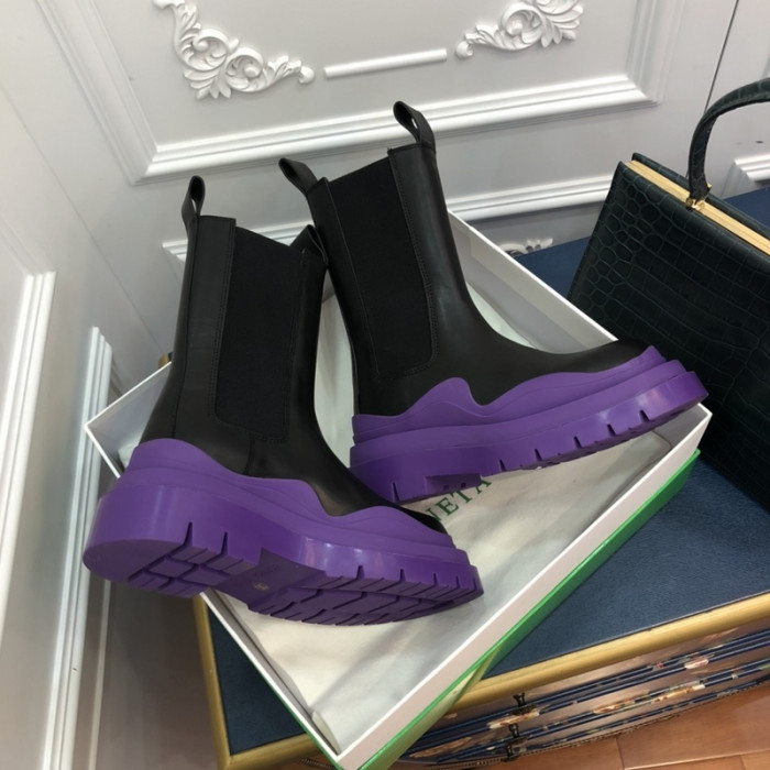 BOTEGA VENETA BOOTS