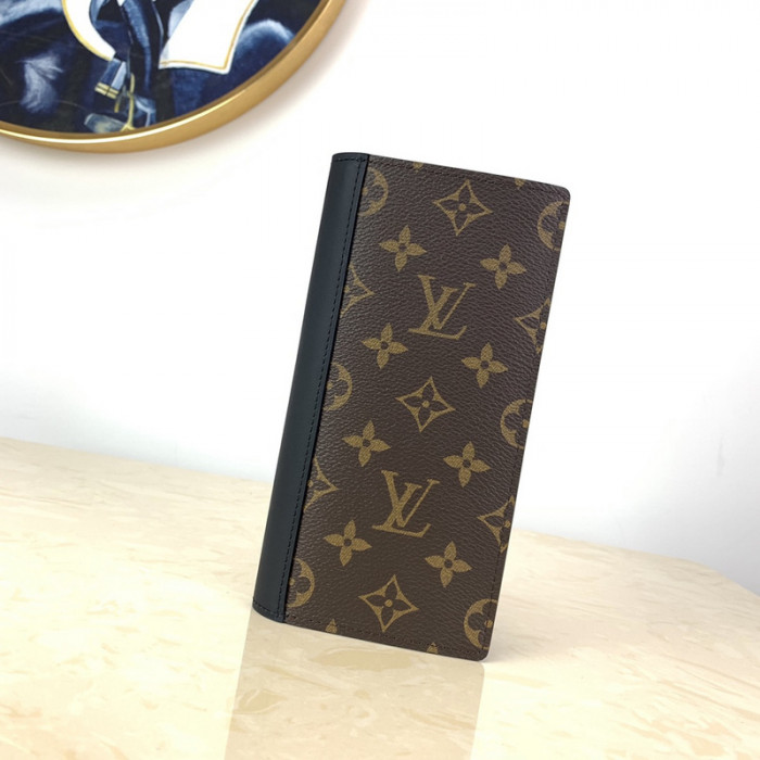 LouiV Wallet 10*19*2.0CM