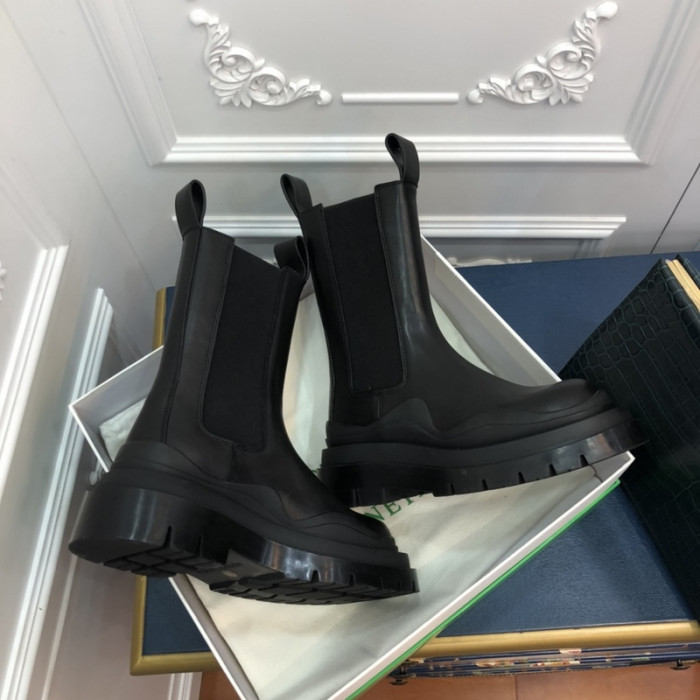 BOTEGA VENETA BOOTS
