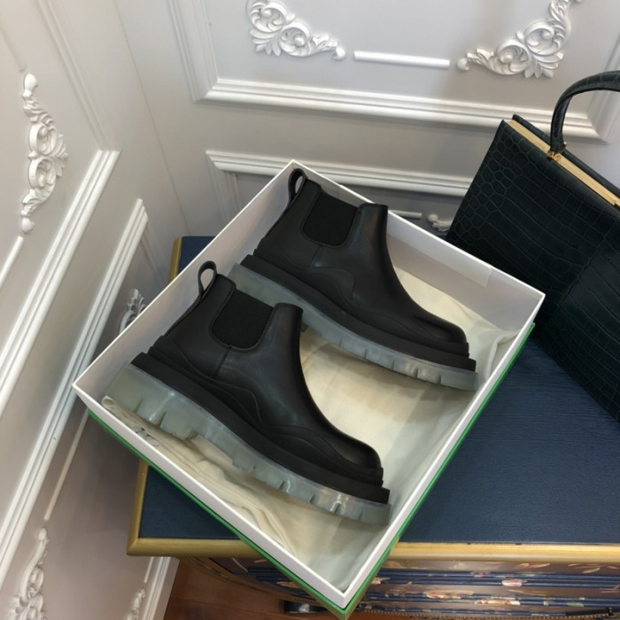 BOTEGA VENETA BOOTS