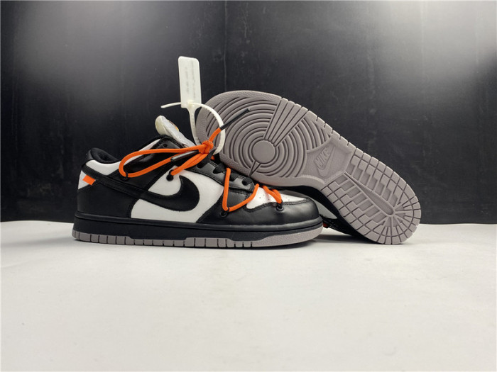 OF x Nike Dunk Low CT0856 -001