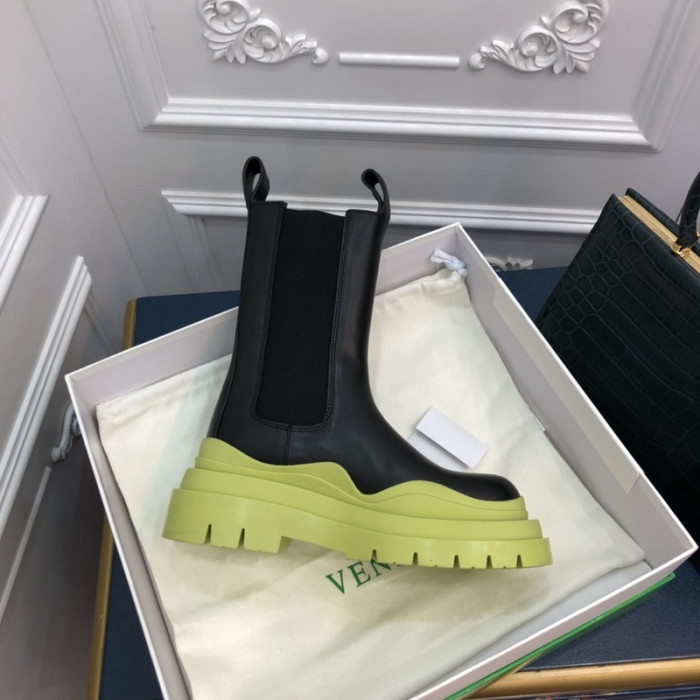 BOTEGA VENETA BOOTS