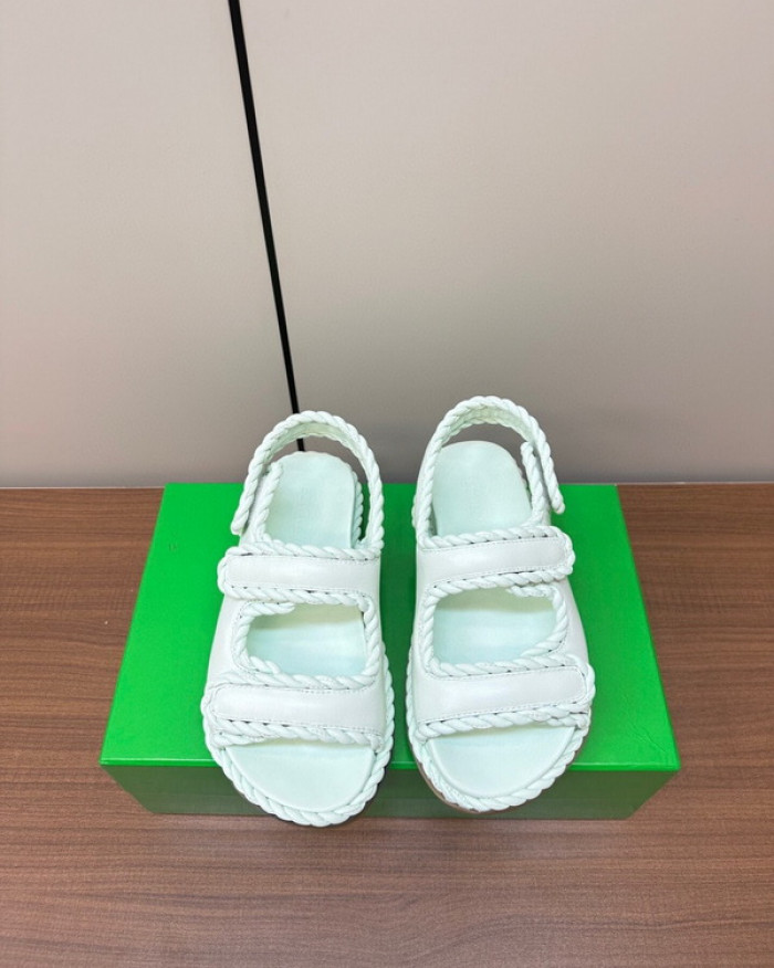 B0TTEGA VENETA  SLIDES