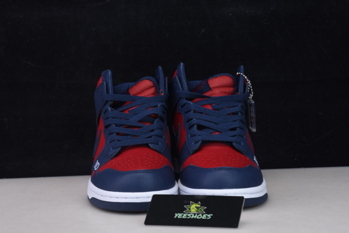 Supreme × Nike SB Dunk High DN3741-600